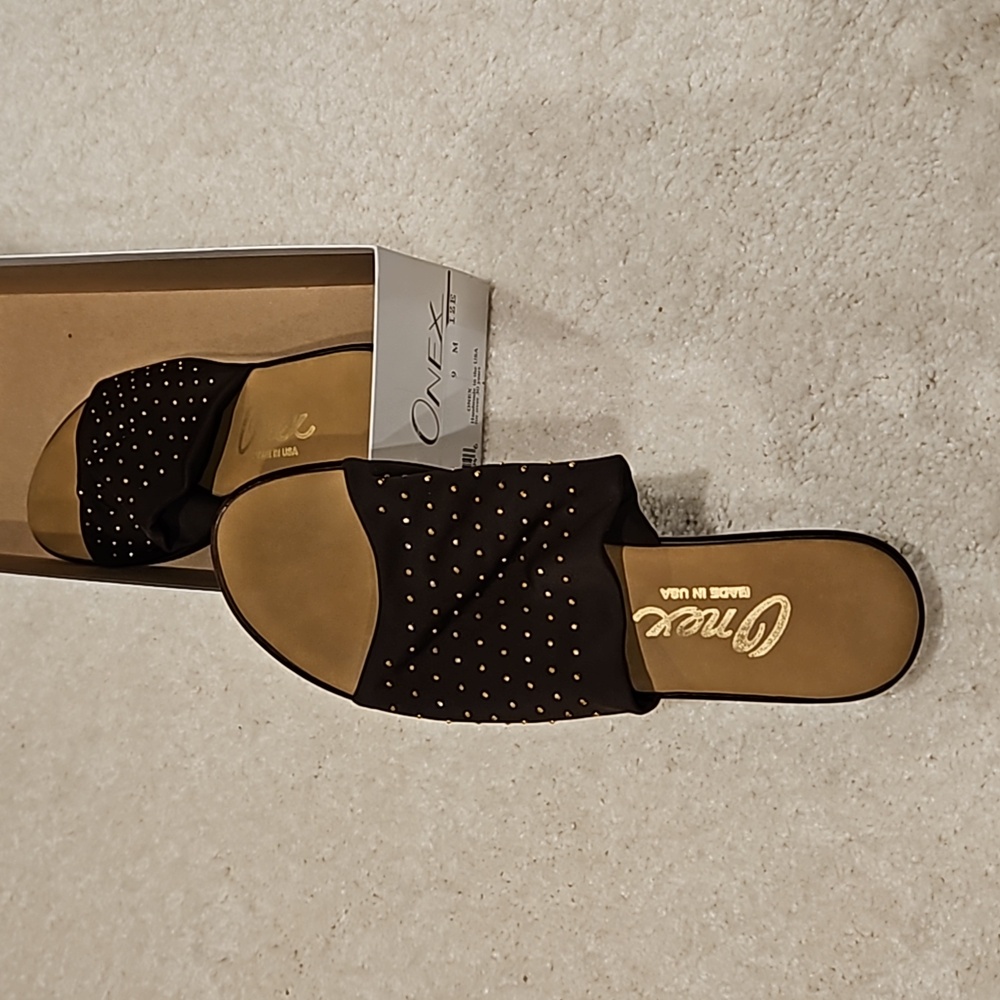 Onex brown elastic slide brown sz 9